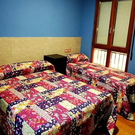Albor Ii Konukevi Gijón