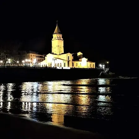 Albor Ii Konukevi